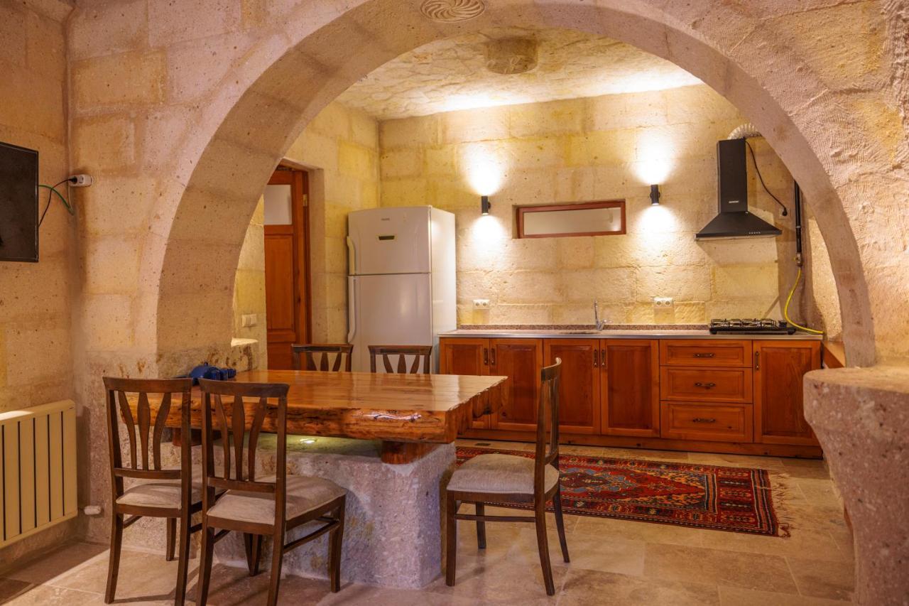 Canyon Cave Hotel أوروغوبْ المظهر الخارجي الصورة