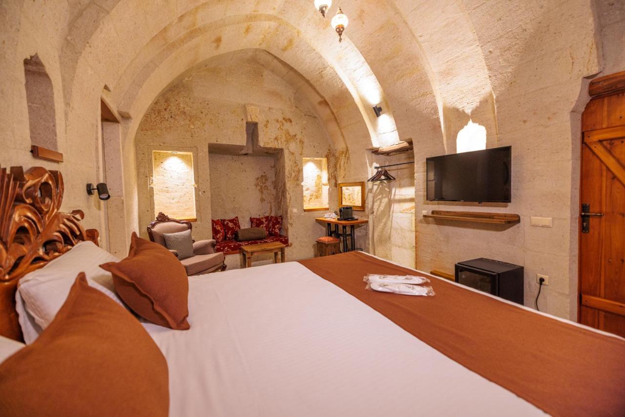 Canyon Cave Hotel أوروغوبْ المظهر الخارجي الصورة