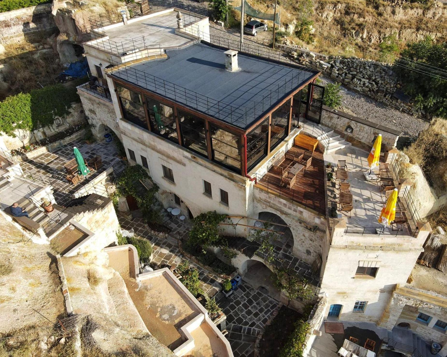 Canyon Cave Hotel أوروغوبْ المظهر الخارجي الصورة