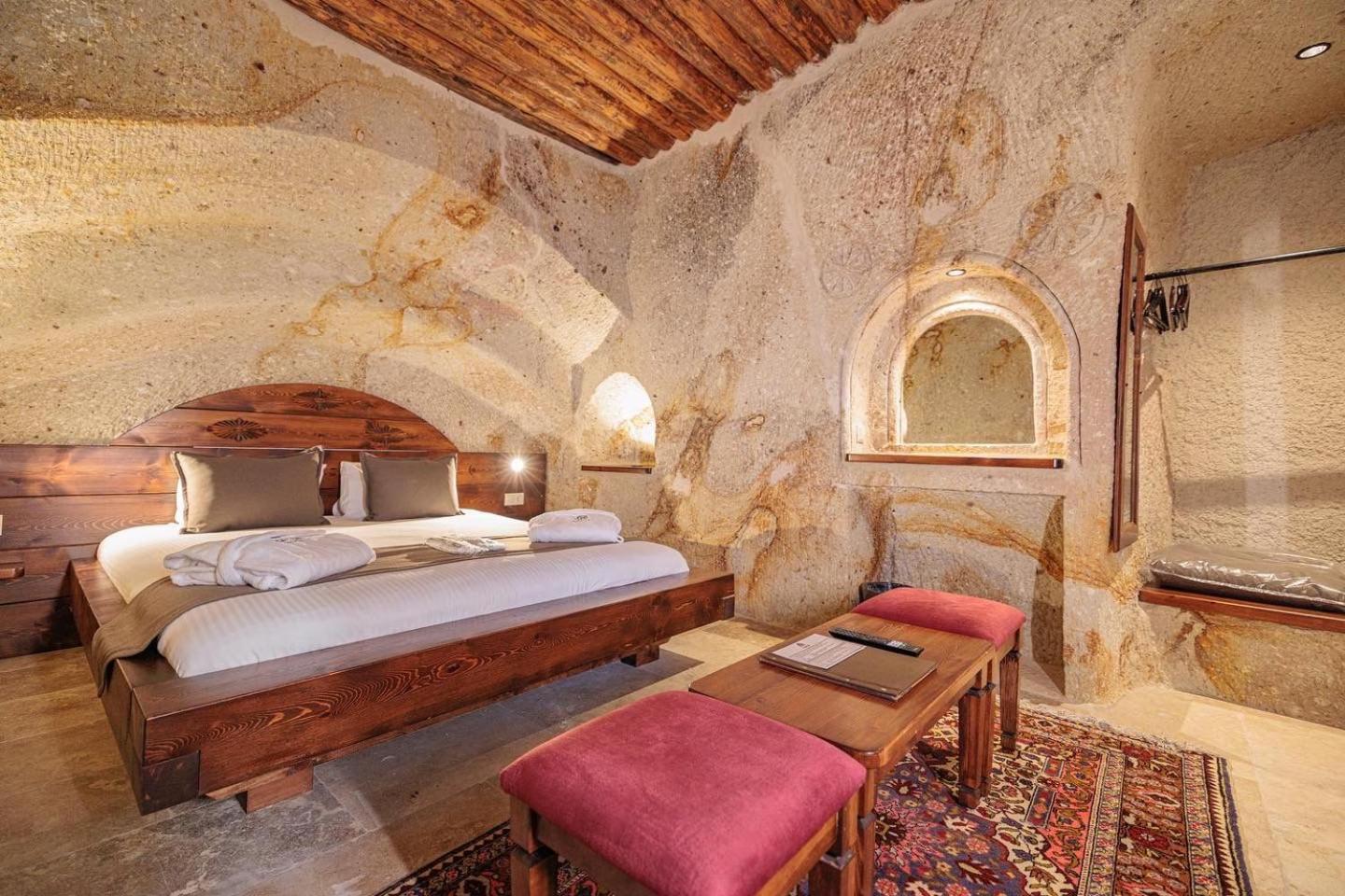 Canyon Cave Hotel أوروغوبْ المظهر الخارجي الصورة