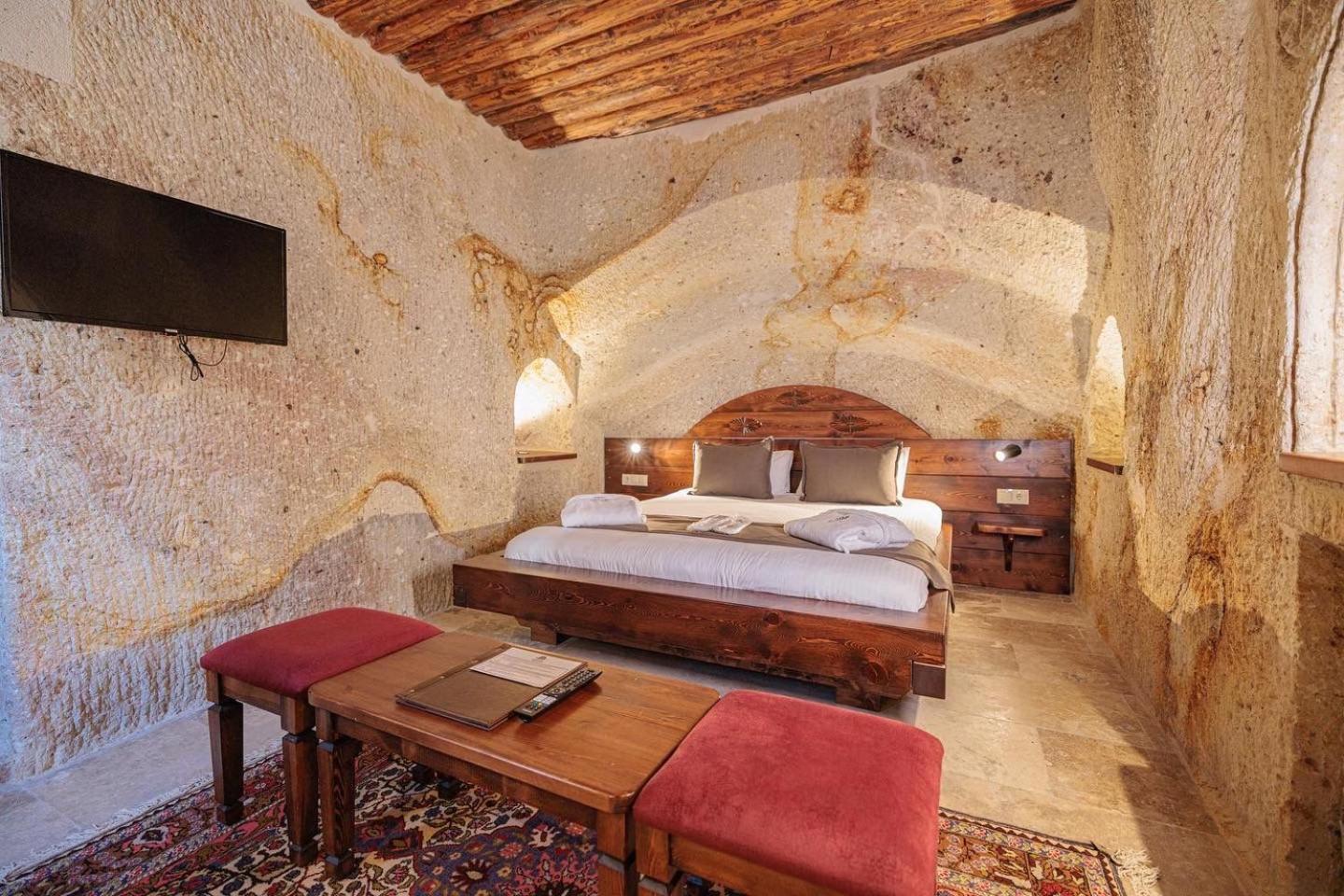 Canyon Cave Hotel أوروغوبْ المظهر الخارجي الصورة