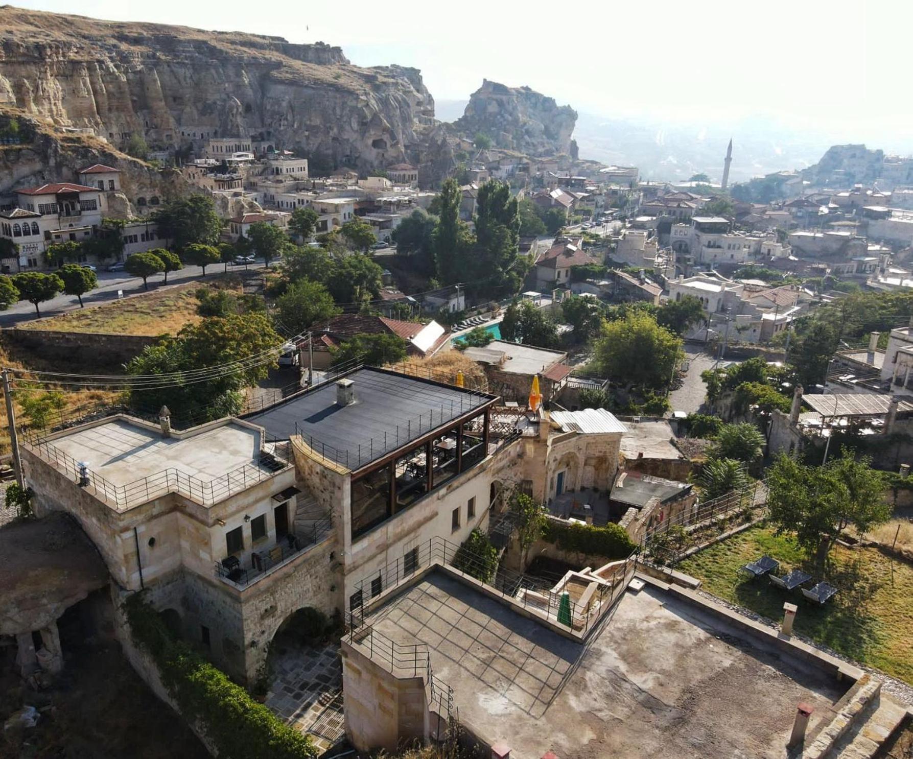 Canyon Cave Hotel أوروغوبْ المظهر الخارجي الصورة