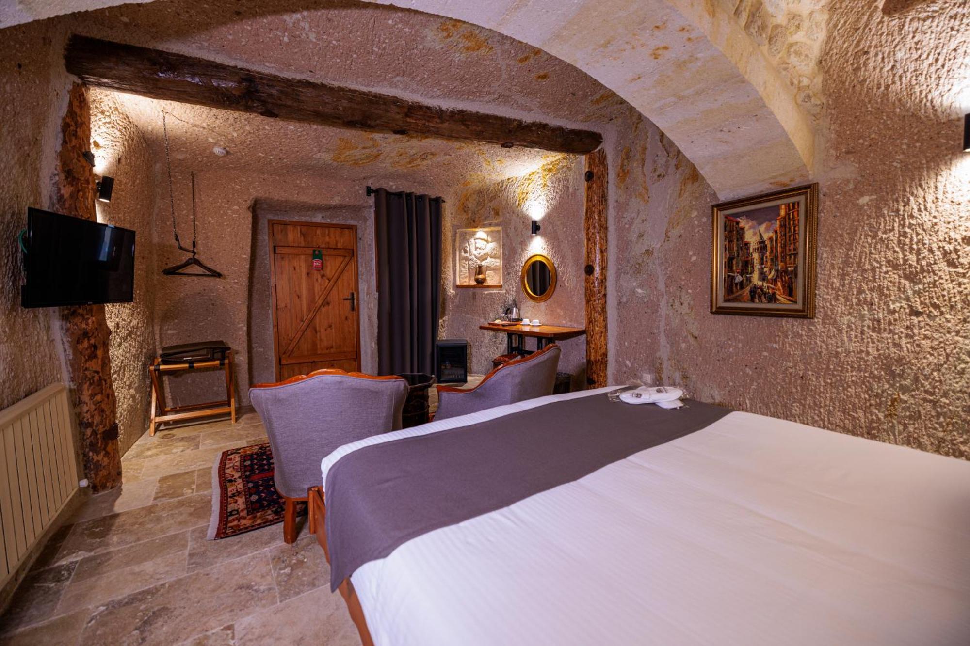 Canyon Cave Hotel أوروغوبْ المظهر الخارجي الصورة
